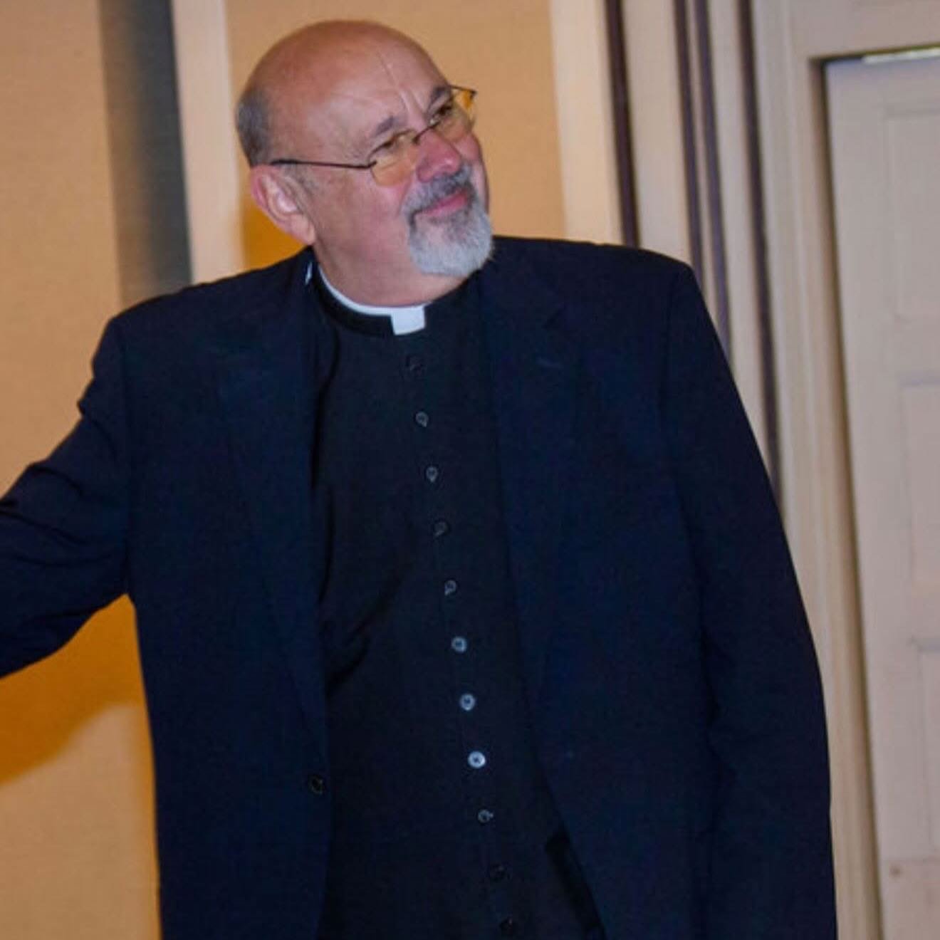 On the feast  of Saint Nicholas - December 6 - we express our heartfelt best wishes to our own Fr. Nicholas and we pray that God continue to bless him and keep him well for many years to come! &Chi;&rho;ό&nu;&iota;&alpha; &Pi;&omicron;&lambda;&lambda