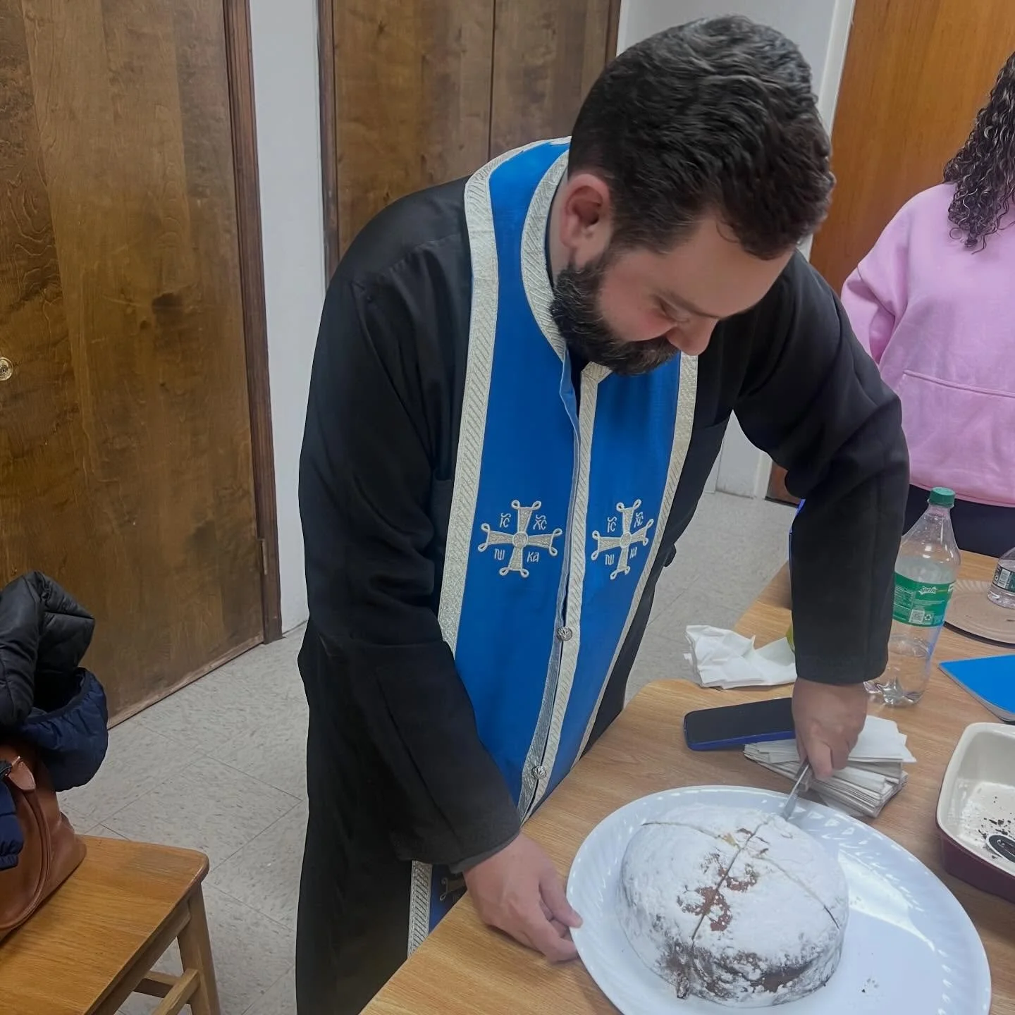 GOYA meeting and Vasilopita Blessing with @fr.demetri and @newrogoya ! Our Goya advisor Alexis was blessed to receive the coin 🪙 she also made this delicious vasilopita!