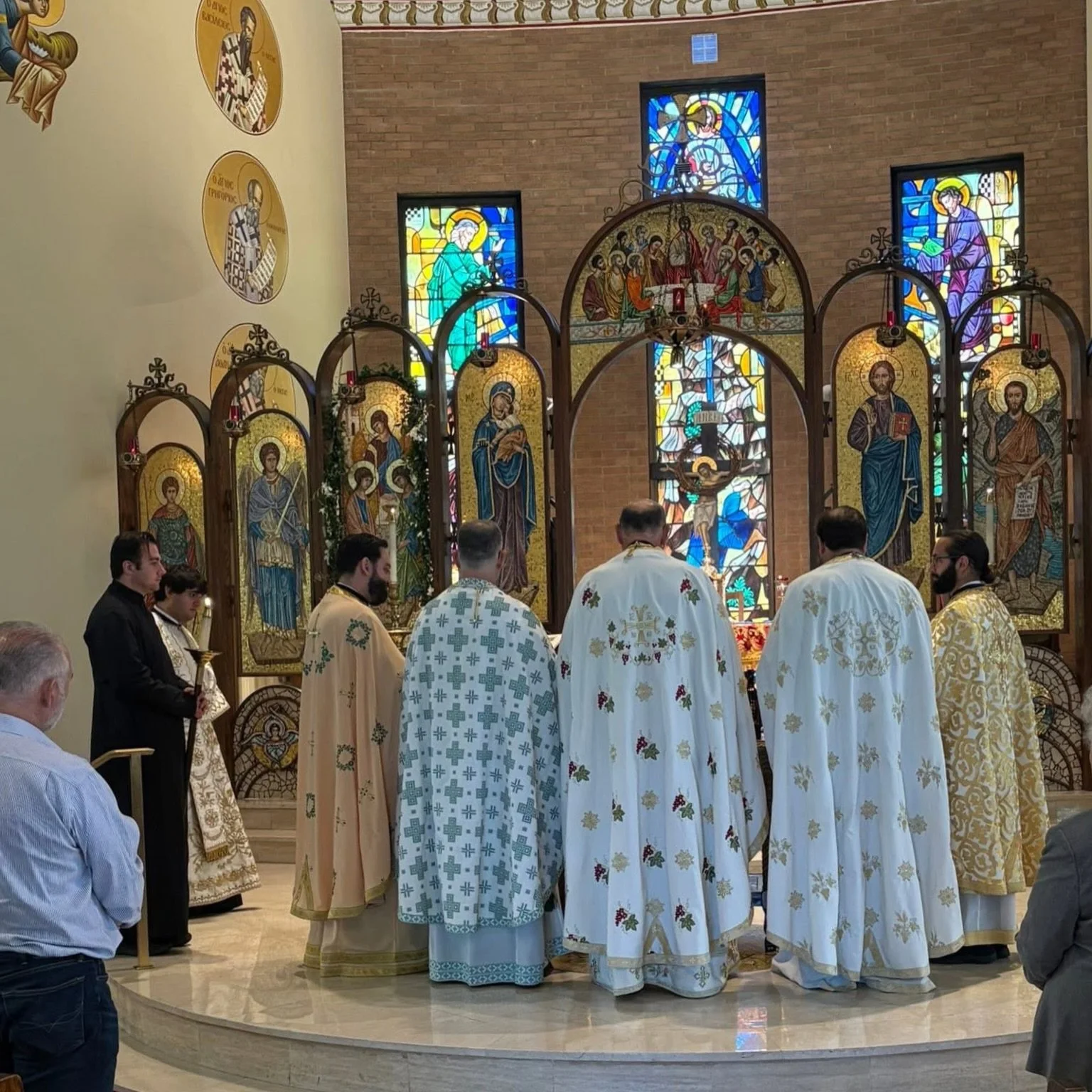 Monday of the Holy Spirit and Feast Day of our Parish. &Chi;&rho;ό&nu;&iota;&alpha; &Pi;&omicron;&lambda;&lambda;ά!