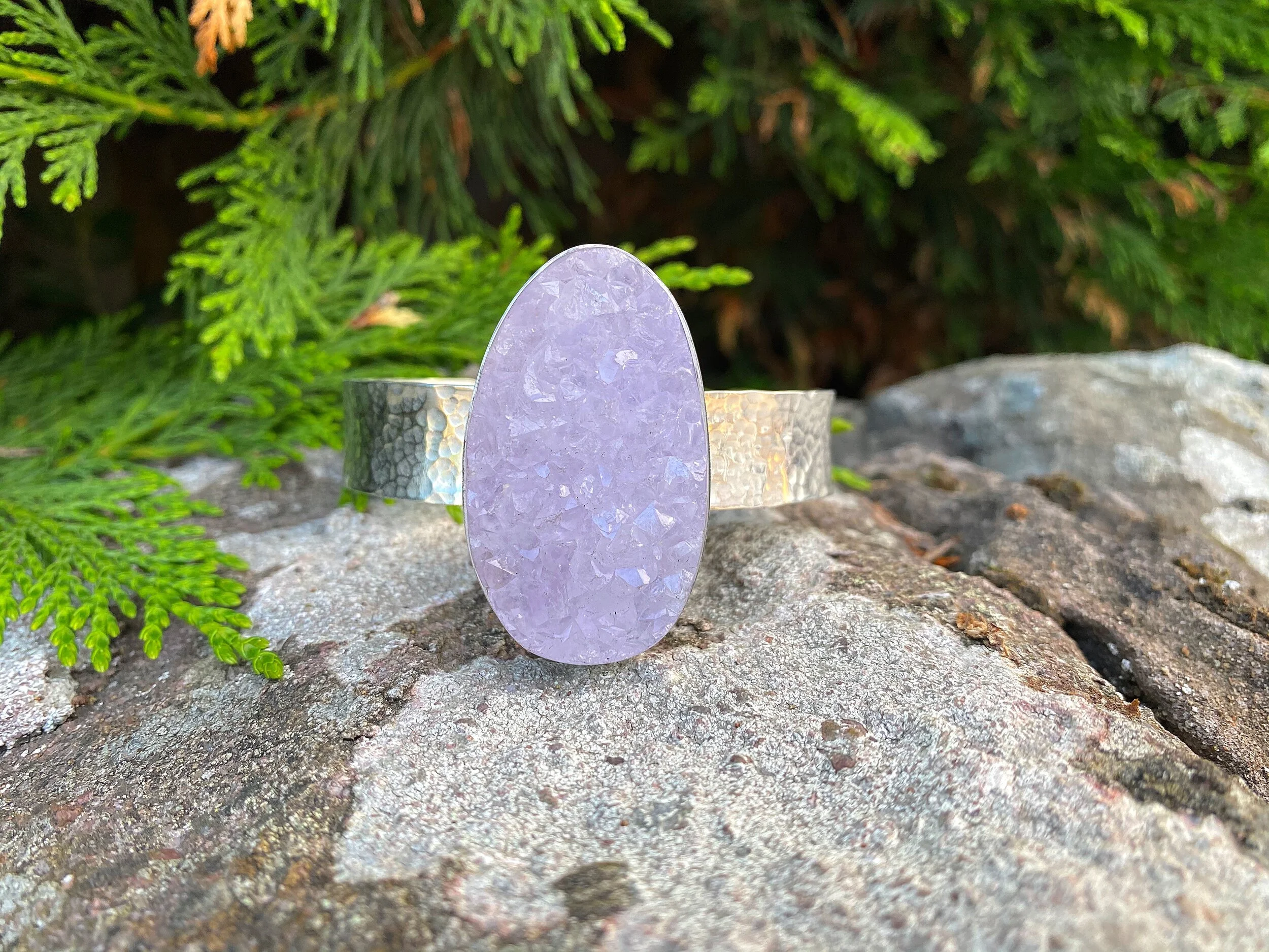 4B890DB7-257E-40E5-A381-EB996B4801AA