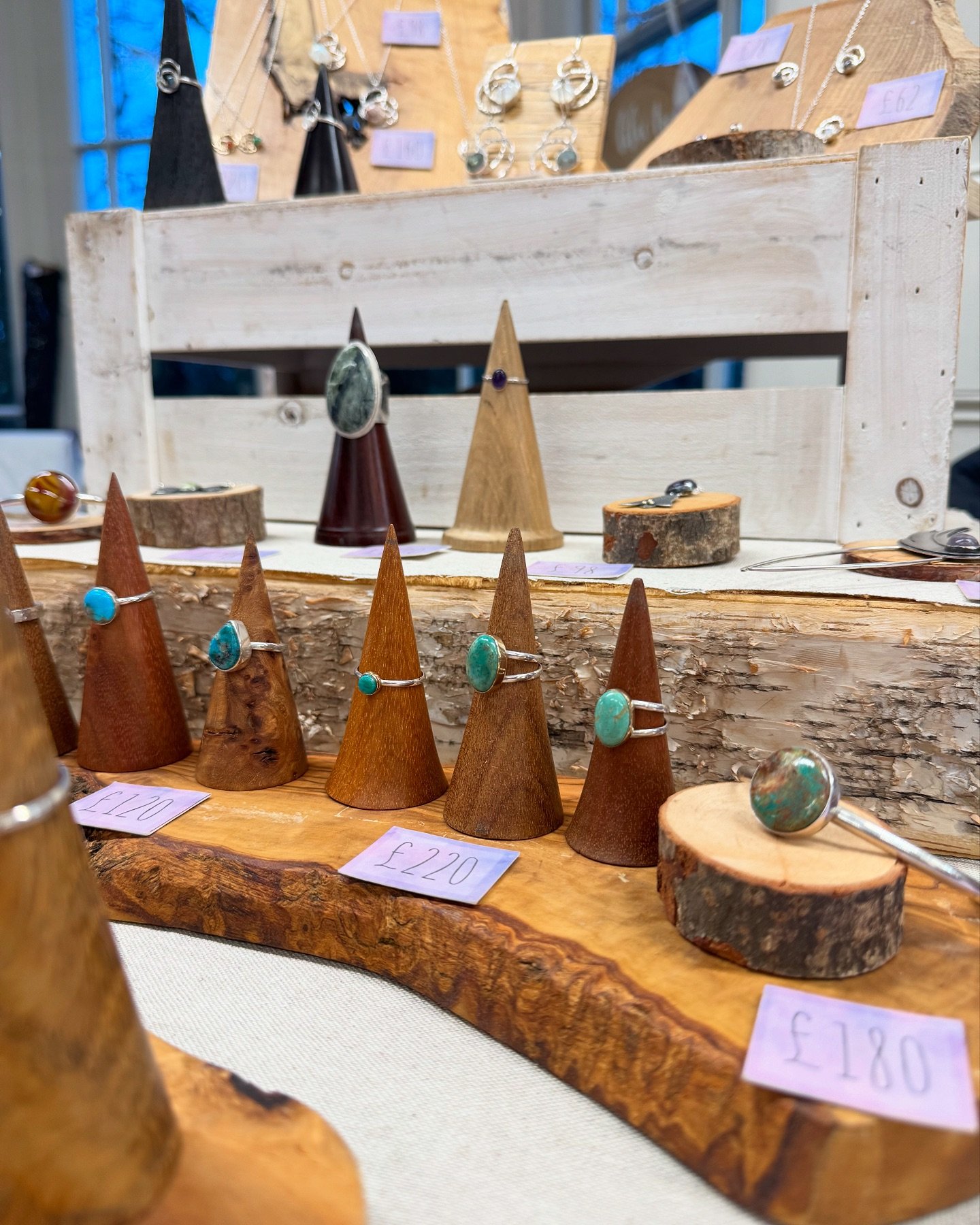Happy Small Business Saturday!

I&rsquo;m here at @lauderdalehouse with @duckpondmarket til 5pm on Sunday, and as well as bringing you the loveliest jewellery you&rsquo;ll find, I&rsquo;ll be getting all my Christmas shopping done with some amazing s