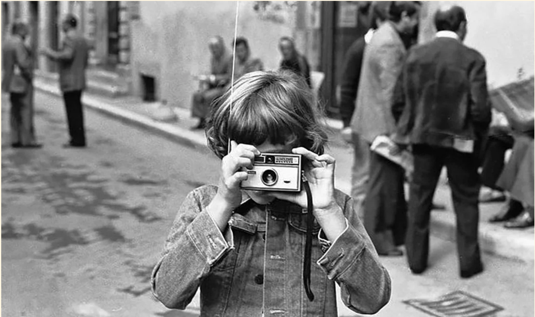 hot-mirror - Tanya Braganti: Catching the Sparks of Everyday Life