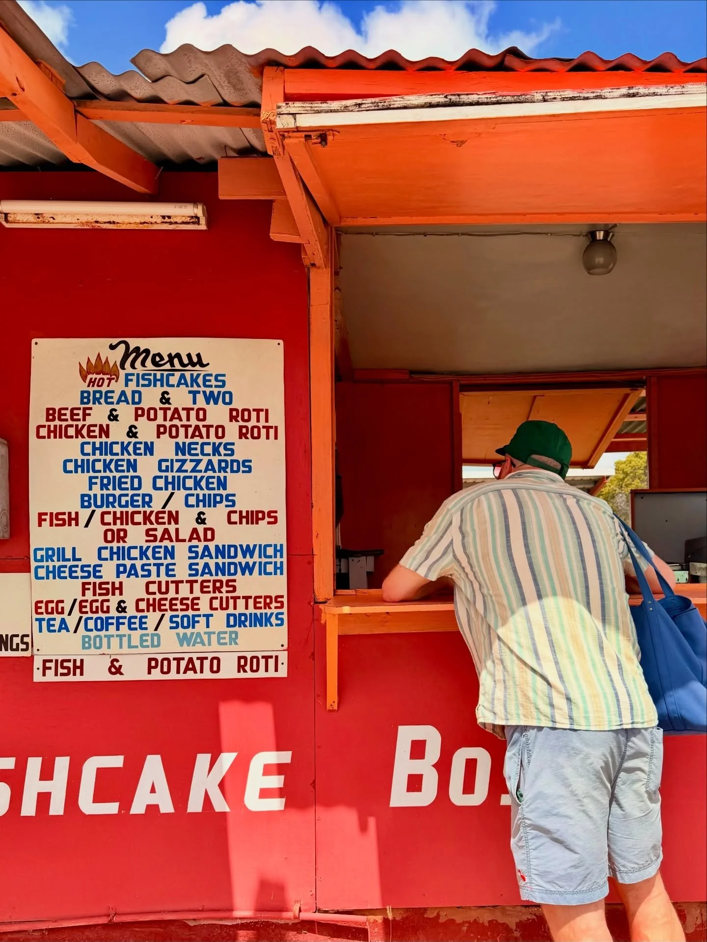 Good eats &amp; drinks in Barbados! 🇧🇧

- Mahi mahi &amp; egg cutter at The Caboose
- Rum punch at Joan&rsquo;s Rum Shop
- Grilled marlin &amp; chicken at Chicken George
- First beer at Carol&rsquo;s place in Barbados
- Coconut head
- Smokin&rsquo;