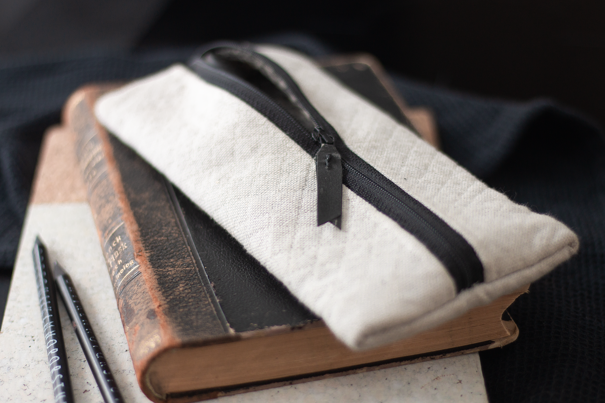 DIY | Läderpapper | Restbitsprojekt | Washable paper projects | Snappap project | Sandramarias.com