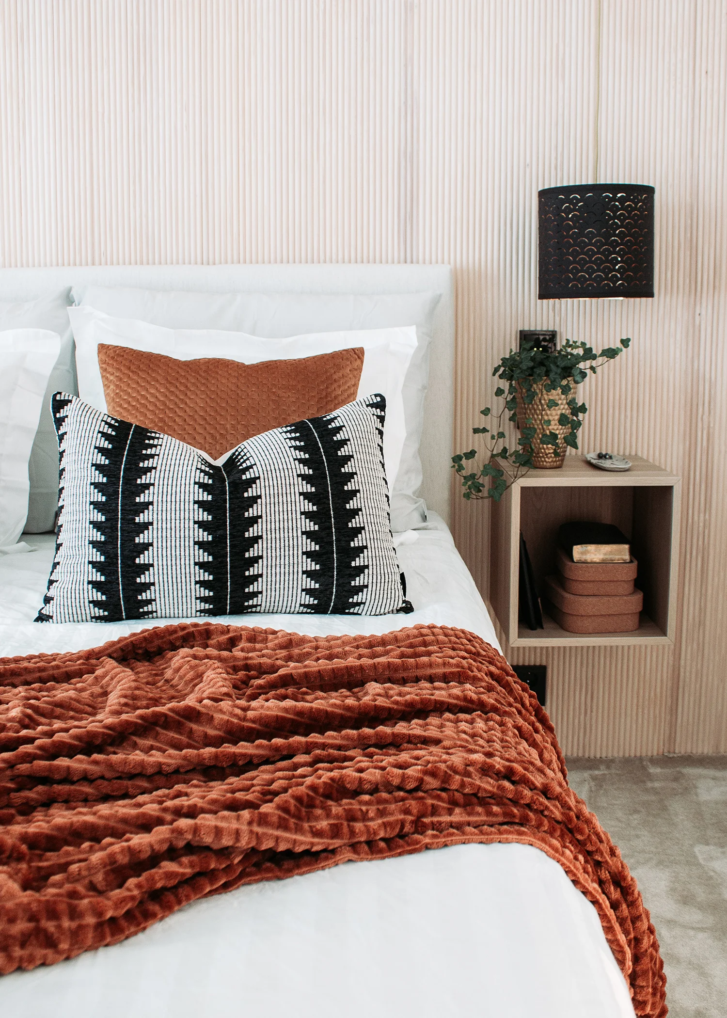 Building Home: Sovrummet | Höstig sovrumsinredning | Scandi bedroom interior | By Sandramaria