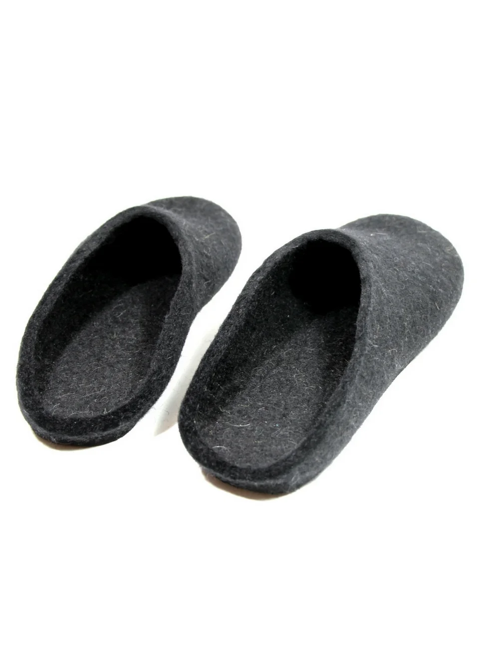 Boiled Wool Clogs Black is thoughtfully designed casual wool shoe
