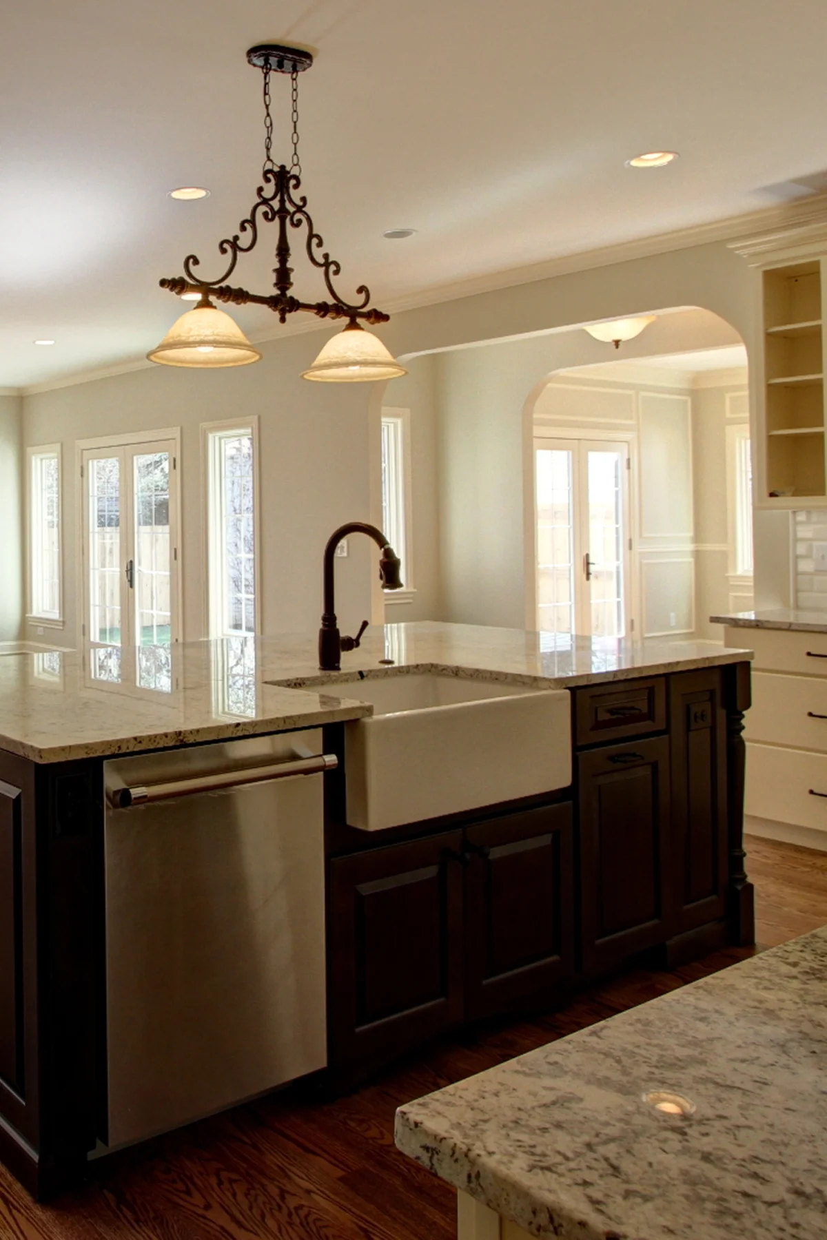 6-Kitchen.jpg