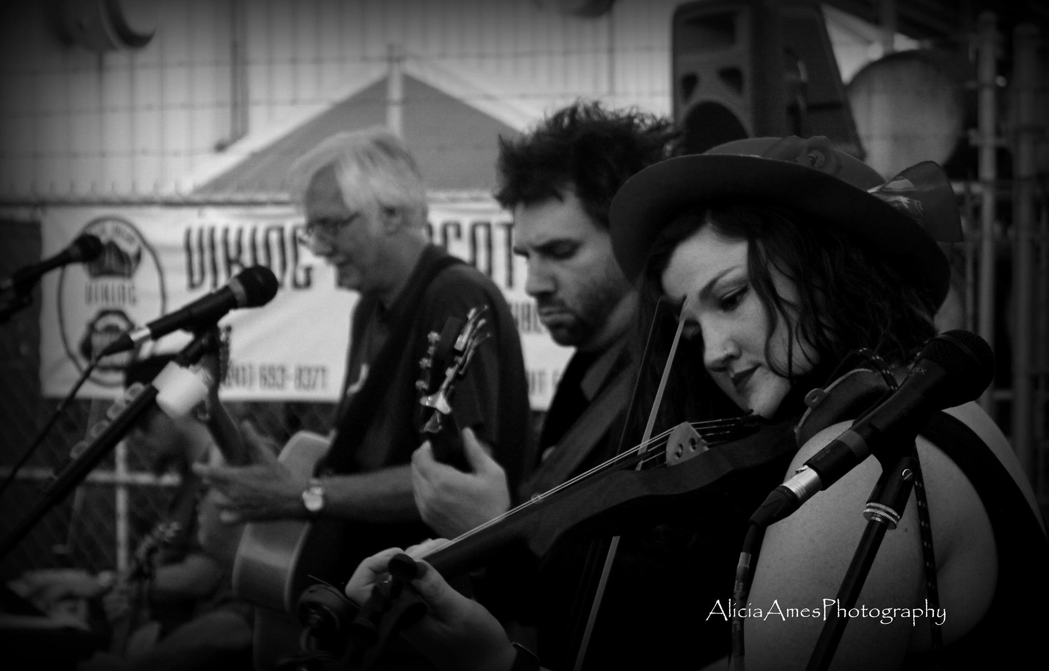 Alicia Ames, Viking Braggot, September 2016