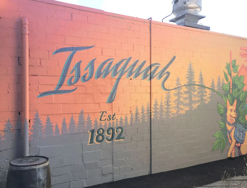 Issaquah_Mural_lettering_detail_Goettling.JPG