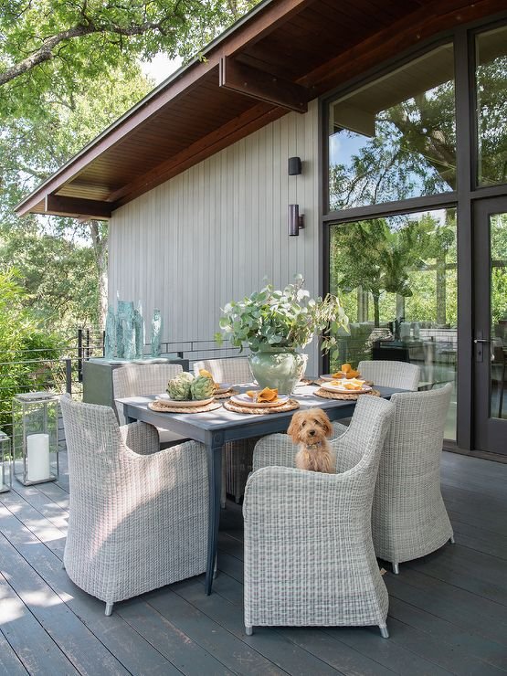 10 Coastal Patio Dining Ideas