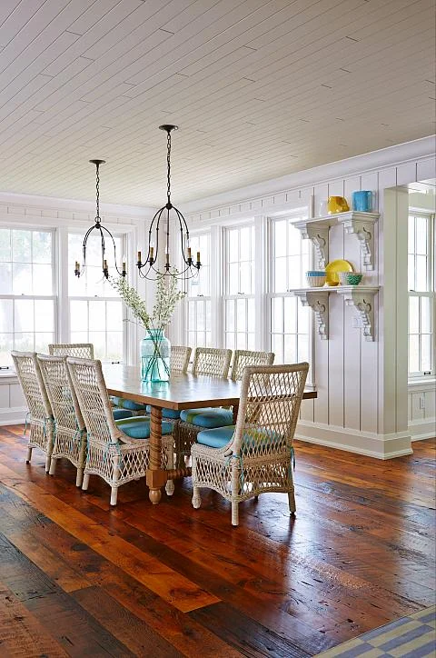 A bright and sunny dining room...