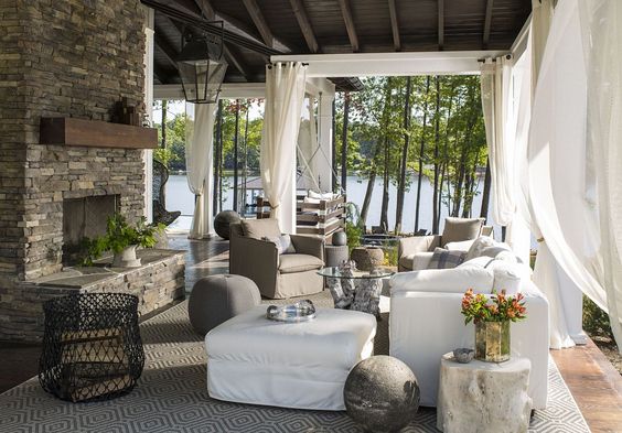A lakeside getaway in North Carolina's Lake Gaston