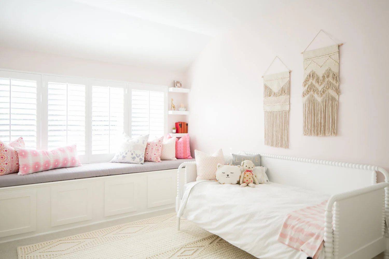 Beach Pretty House Tours-A House as Pretty as A Rose 26.jpg