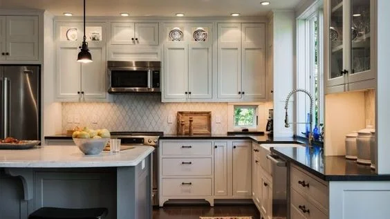 Beach Pretty Home Tour-Hills Beach Cottage 14.jpg