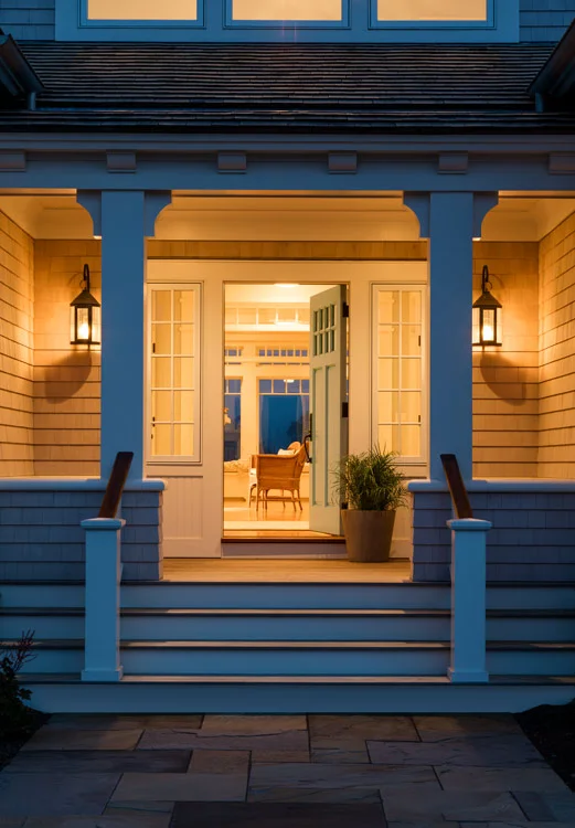 Beach Pretty House Tours-Coastal Retreet in Jamestown, Rhode Island 6.jpg