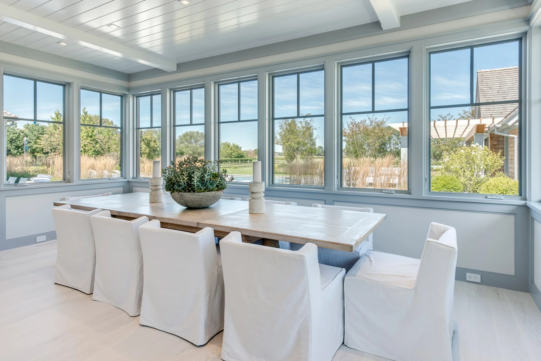 Breath Taking Beach House in the Hamptons 37.jpg
