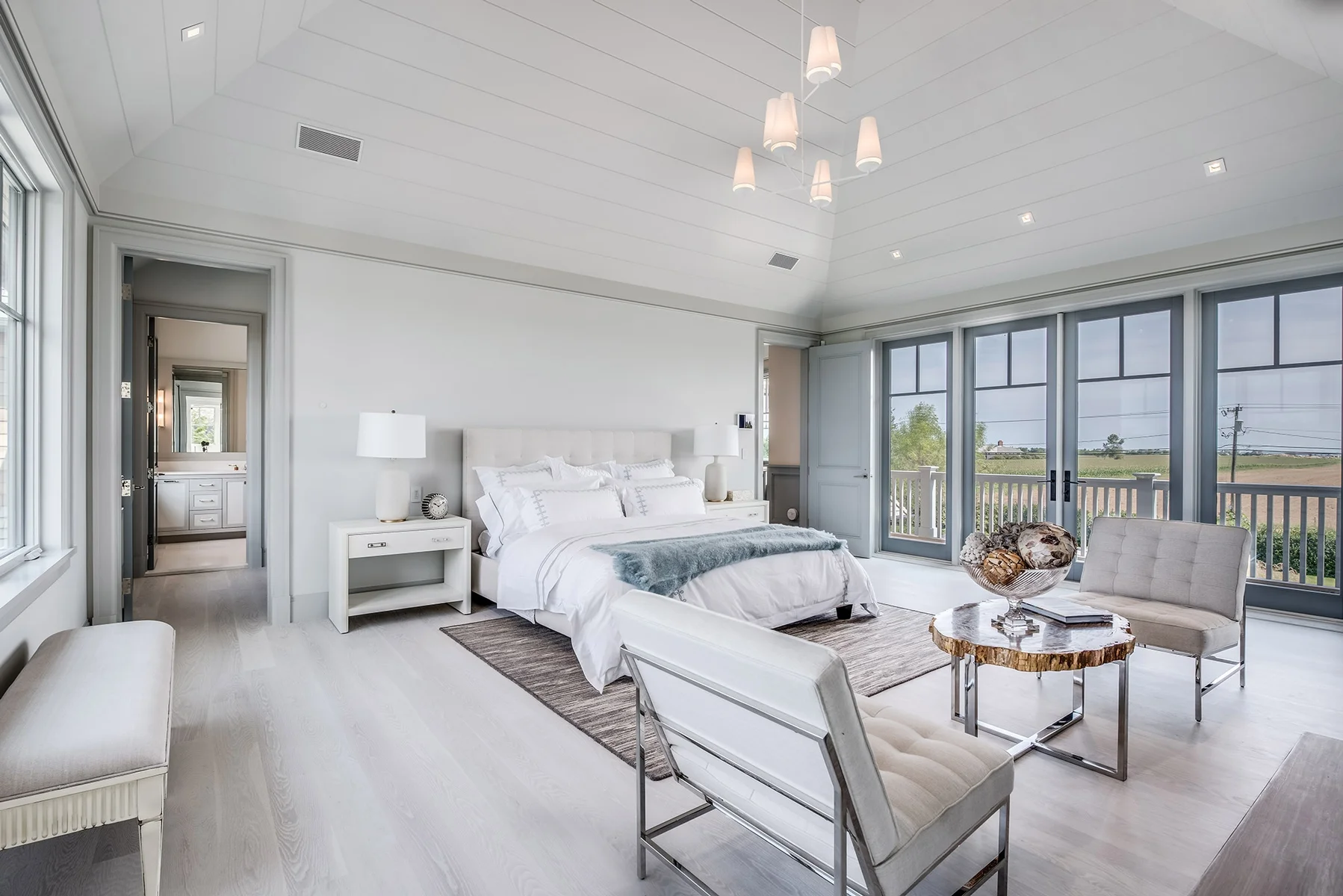 Breath Taking Beach House in the Hamptons 43.jpg