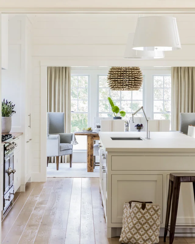 Designer Lisa Tharp Brings a Salt Marsh Colonial to Life 9.jpg