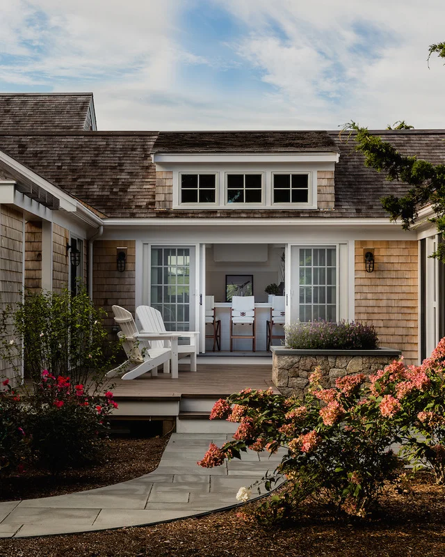 Designer Lisa Tharp Brings a Salt Marsh Colonial to Life 8.jpg
