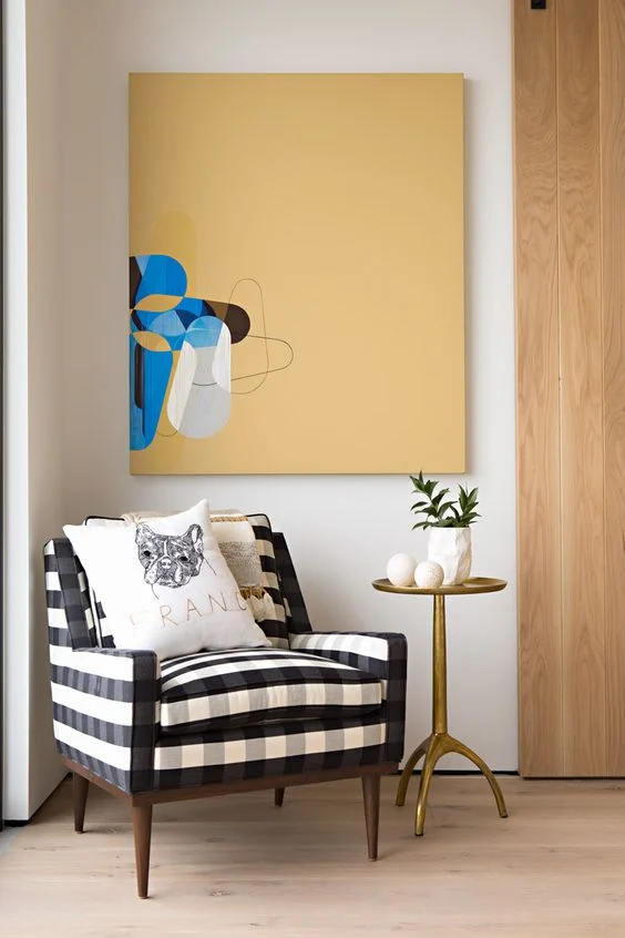 Interior Designer Eric Olsen's Harbor View Hills 7.jpg