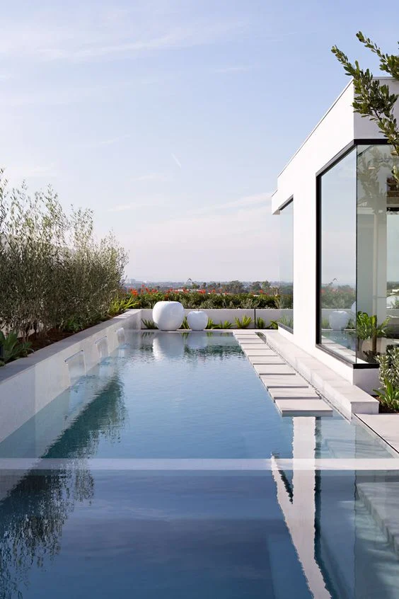 Interior Designer Eric Olsen's Harbor View Hills 10.jpg