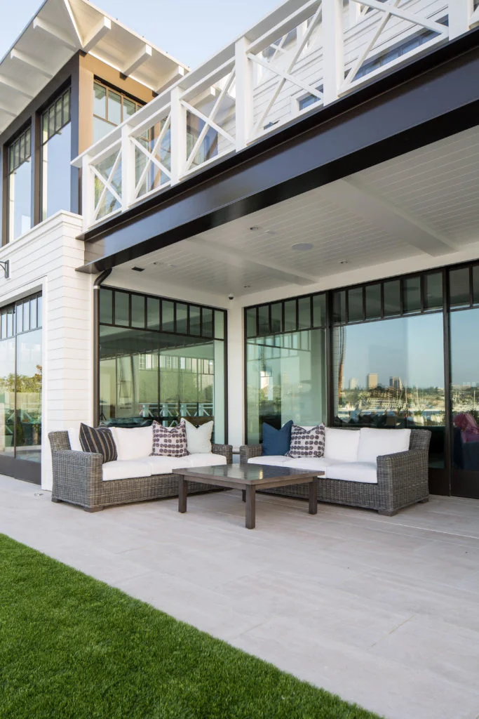 House Tour-Beach House Eye Candy in California 60.jpg