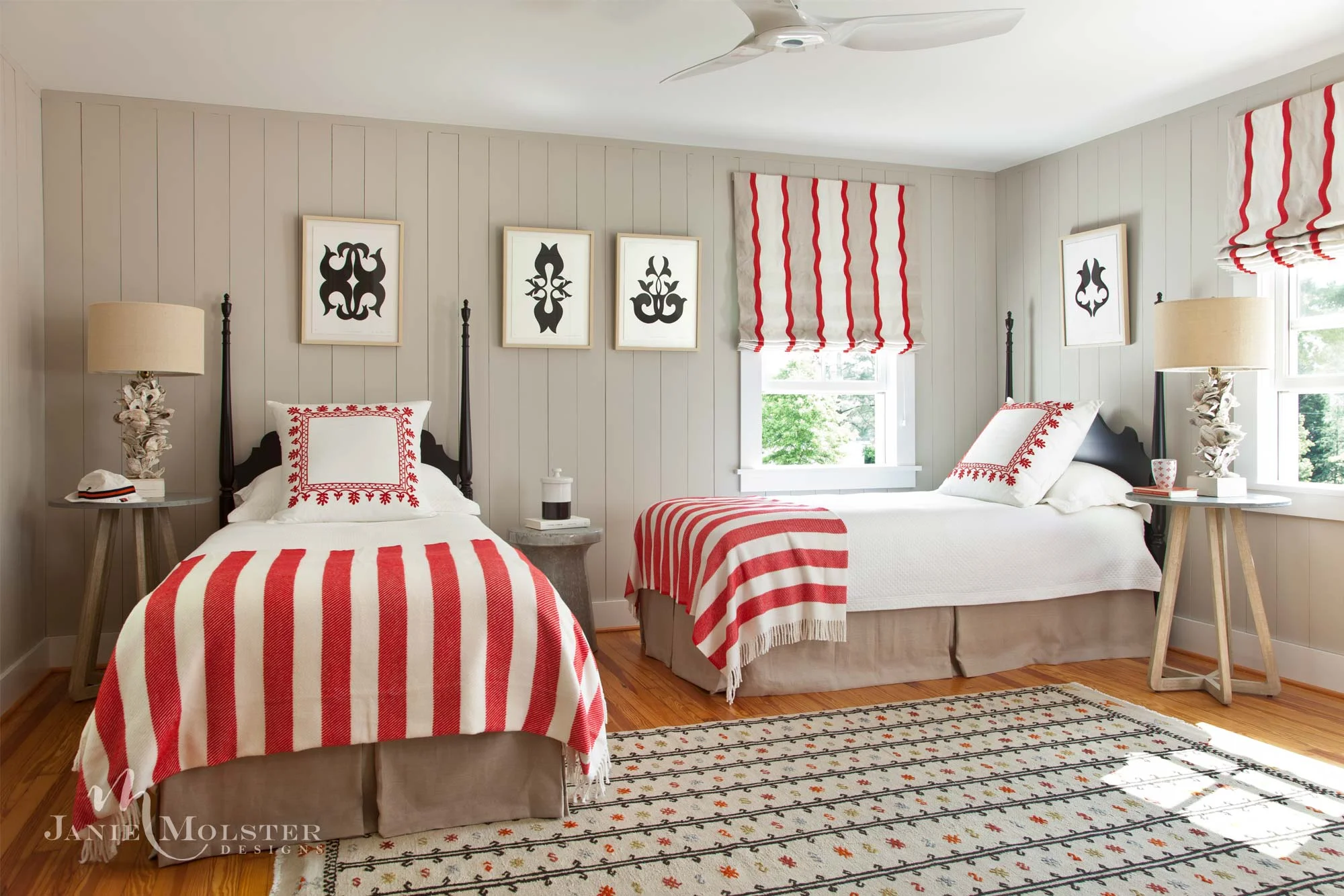 House Tour-A Sweet Beach House on Fishing Bay 11.jpg