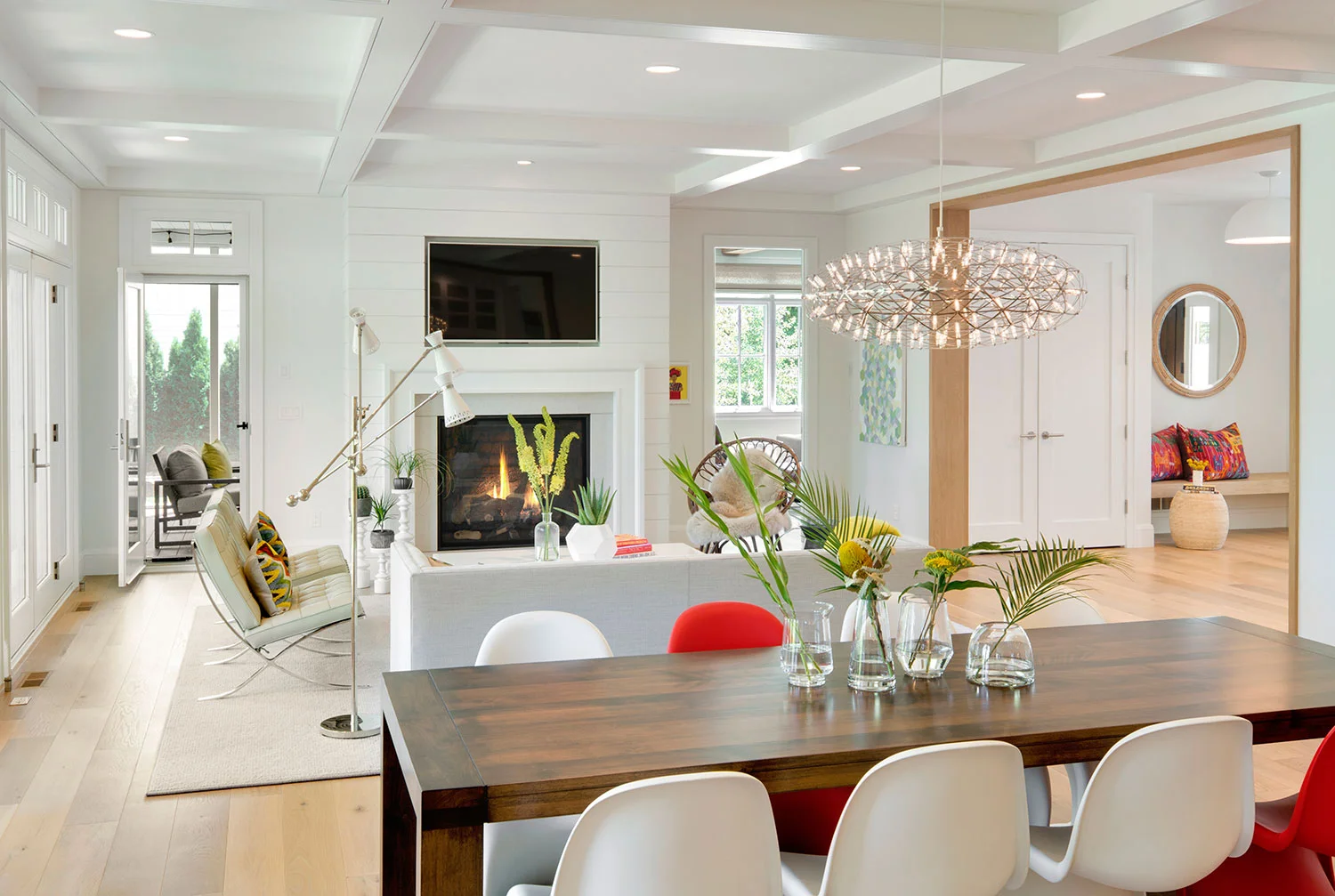 House Tour-Lucy's Simply Nordic Waterfront Home Is So Perfect 10.jpg