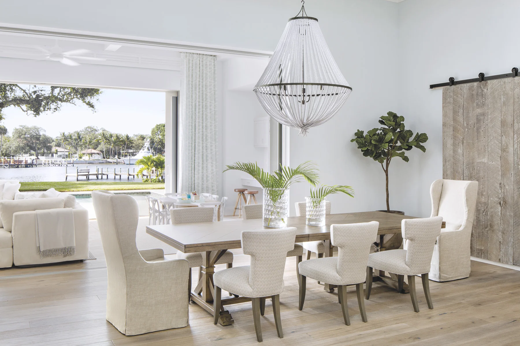 Home Tour-A Luxurious Beach Bungalow on the Intercoastal Waterway 5.jpg