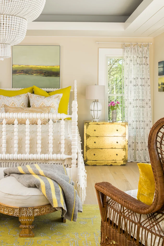 House Tour-This Ocean Estate is A Sweet Dream 12.jpg
