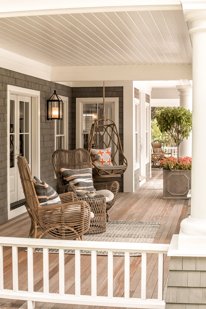 House Tour-This Ocean Estate is A Sweet Dream 19.jpg