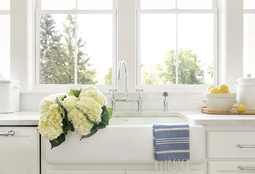House Tour-This Farmhouse is Like a Ray of Sunshine 9.jpg