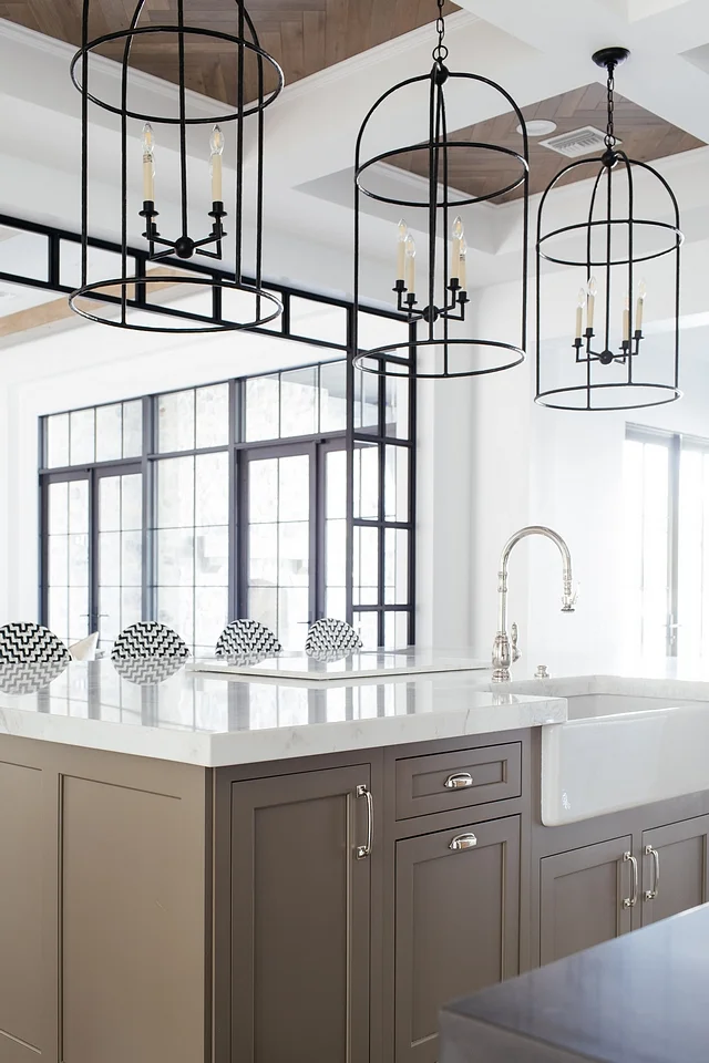 House Tour-A Minimalist Modern Beauty on Sapphire Lane