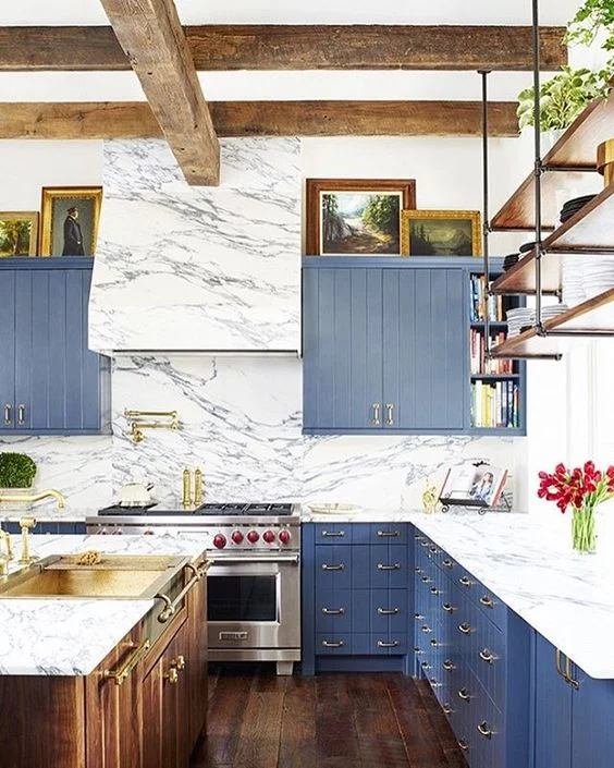 The Prettiest Blue & White Kitchen 13.jpg