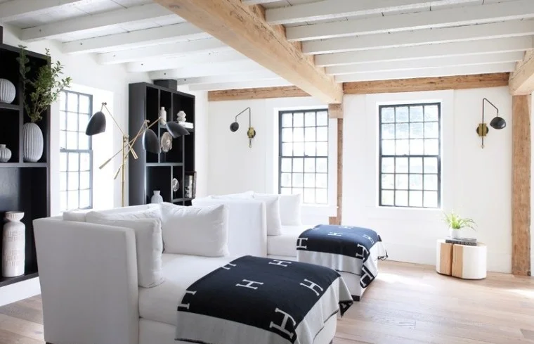 House+Tour-Don%27t+Judge+A+Book+by+It%27s+Cover++3.jpg
