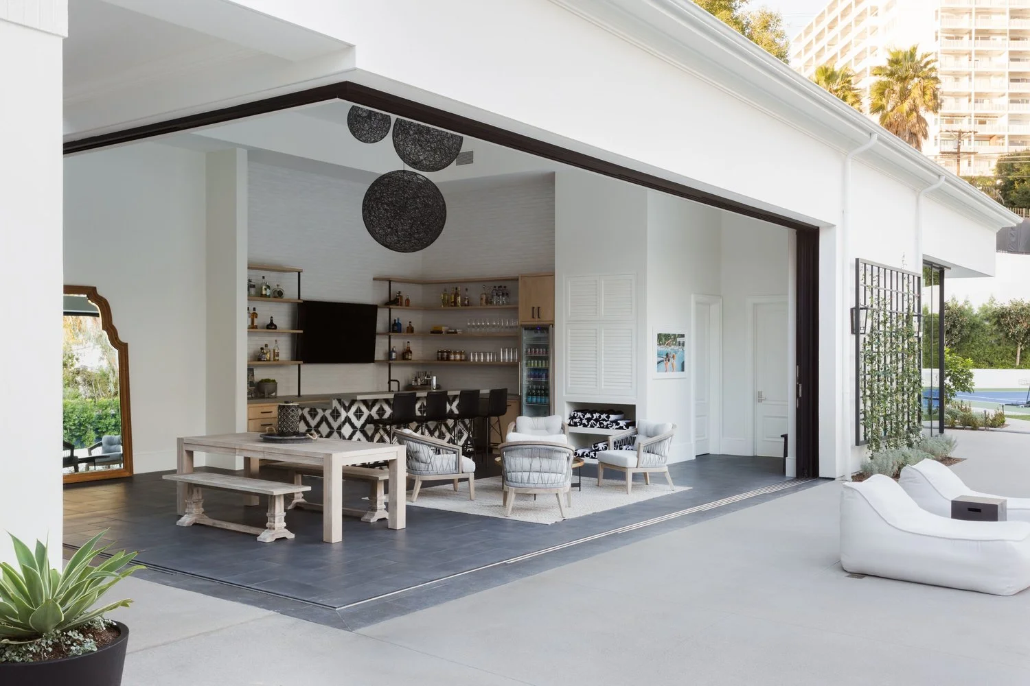 House Tour-Loving This LA Georgian Style Home 17.jpeg