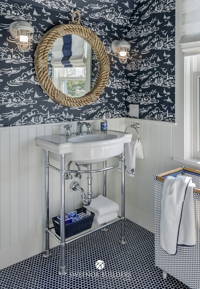House Tour-A Picture Perfect Beach House at East Matunuk 12.jpg