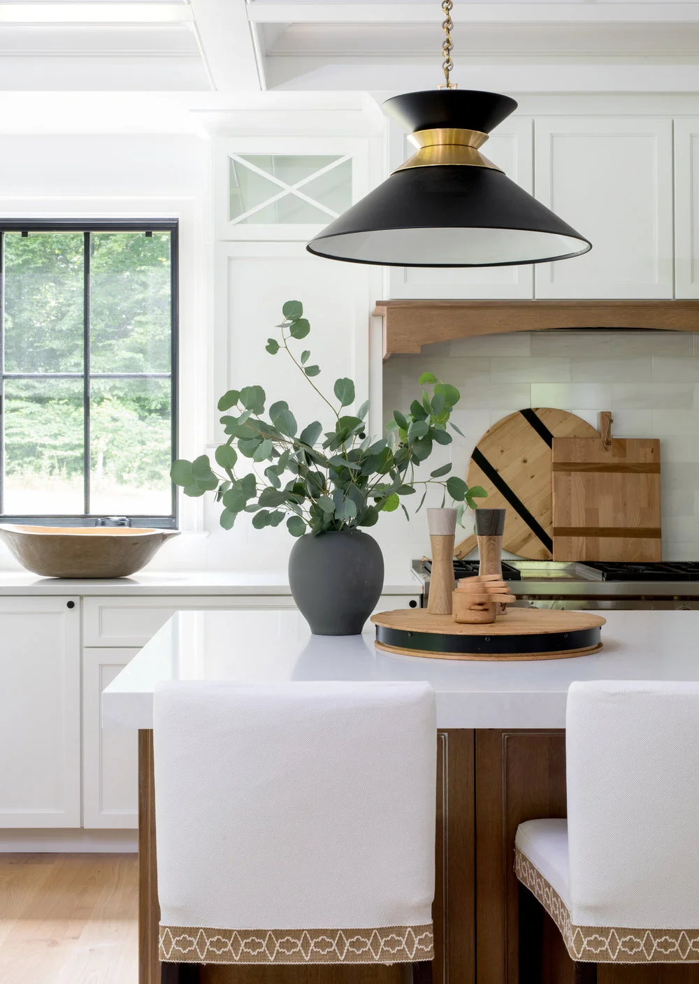 House Tour- I Love This House's Modern Twist on Classic Traditional Style 7.jpeg