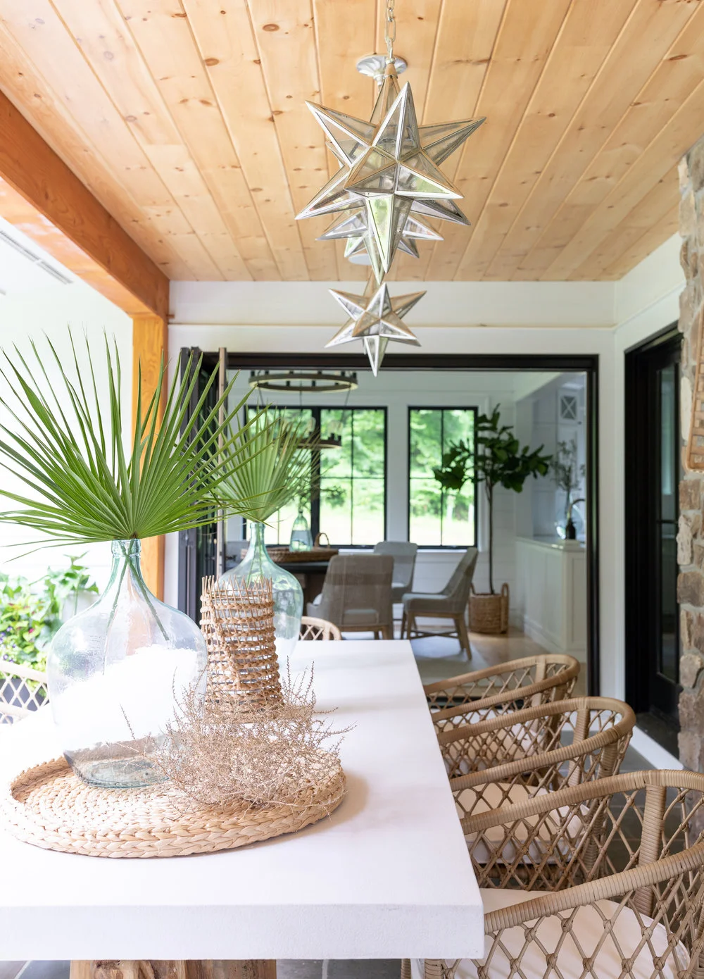 House Tour- I Love This House's Modern Twist on Classic Traditional Style 12.jpeg