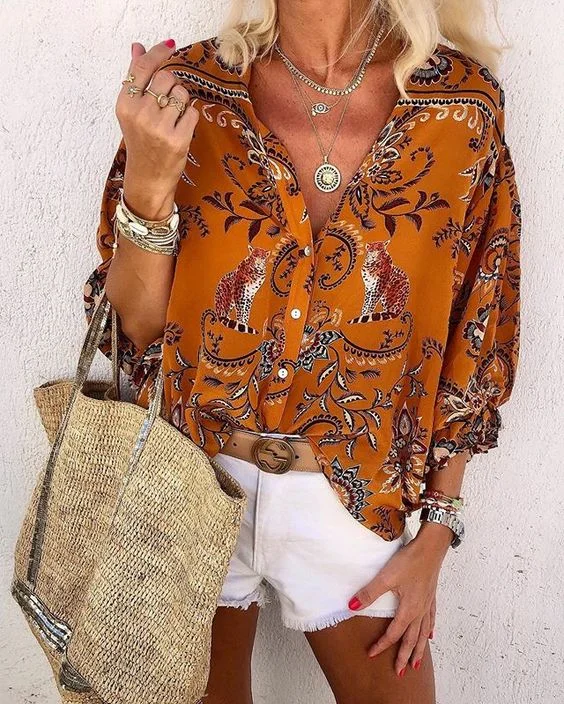 Style Influencer Anna Skoog rocks this casual chic outfit in Greece.| Shop this designer .