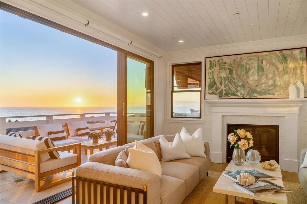 Today's Beach Pretty Houses for Sale 40.jpg