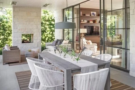 10 Transitional Patio Dining Ideas