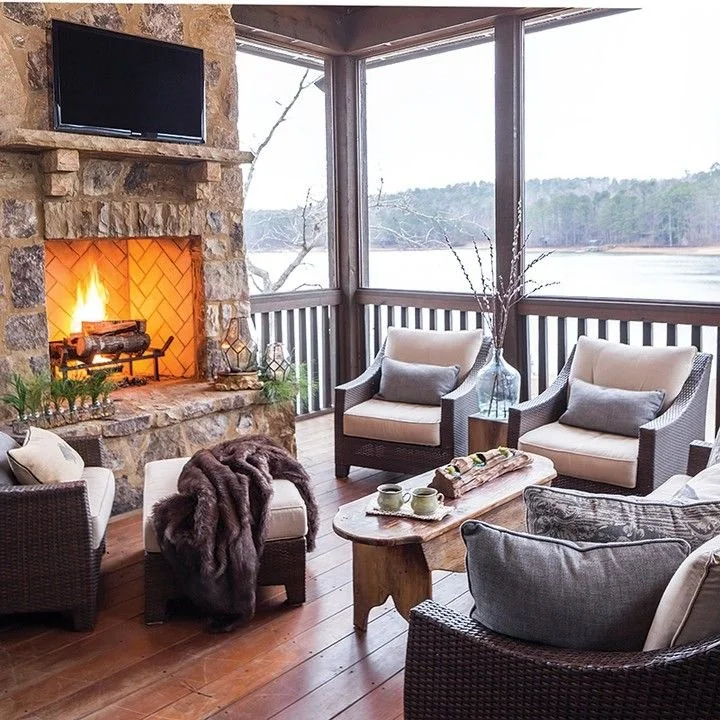 10 Lakeside Porch Ideas