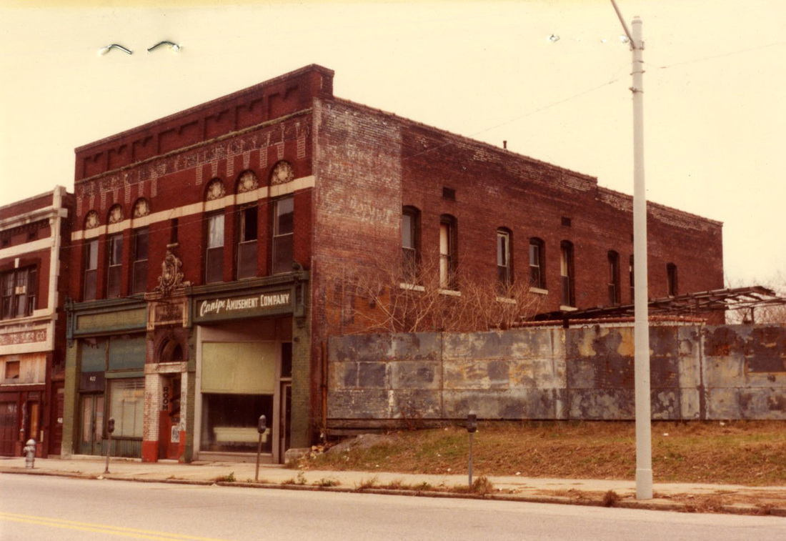  Building in demise during the 1970s and 80s. 
