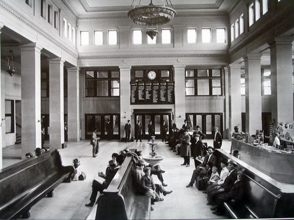  Inside Central Station, circa 1915, Historic-Memphis.com 