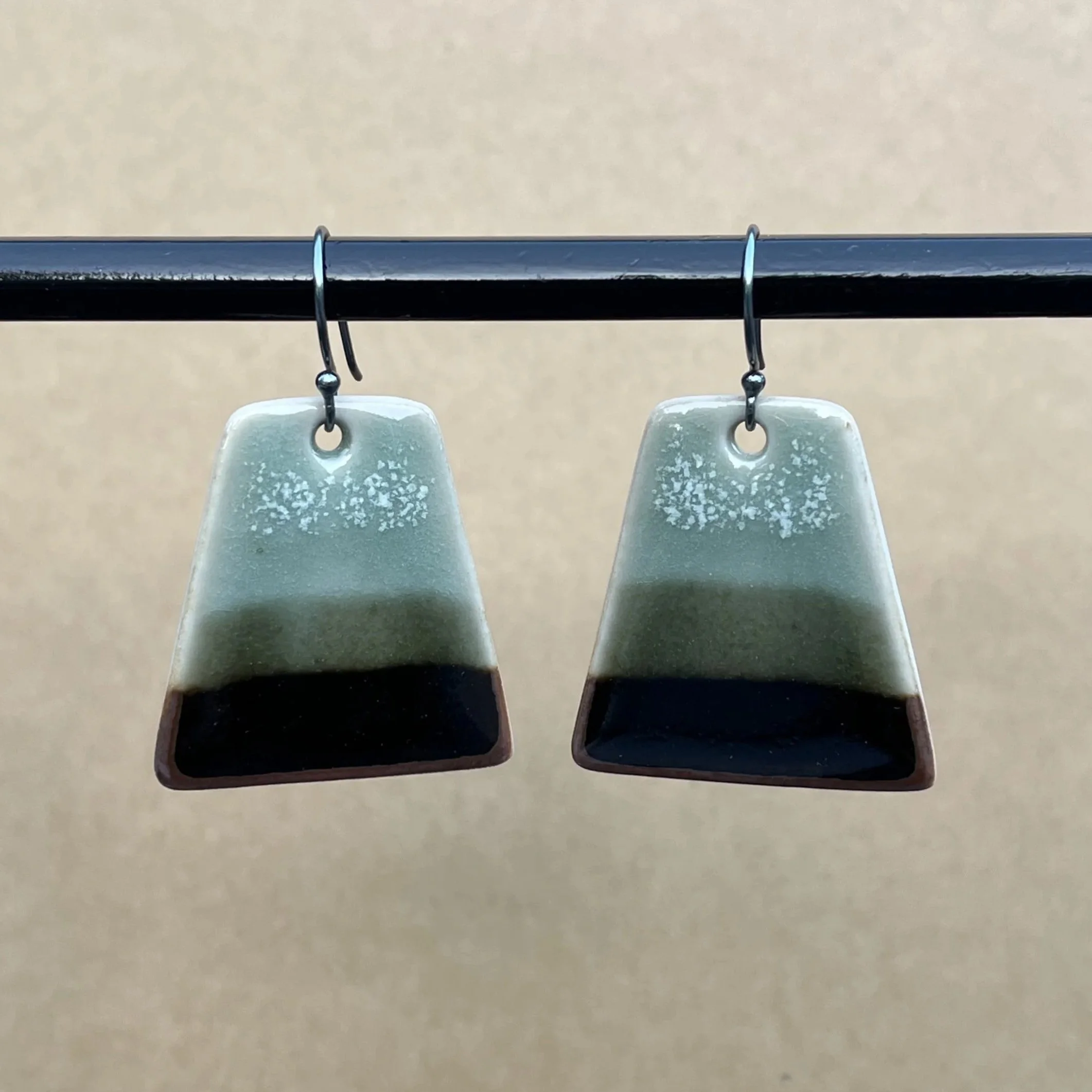 earrings_skyseaearthtrapezoid1_rachelcox.jpg