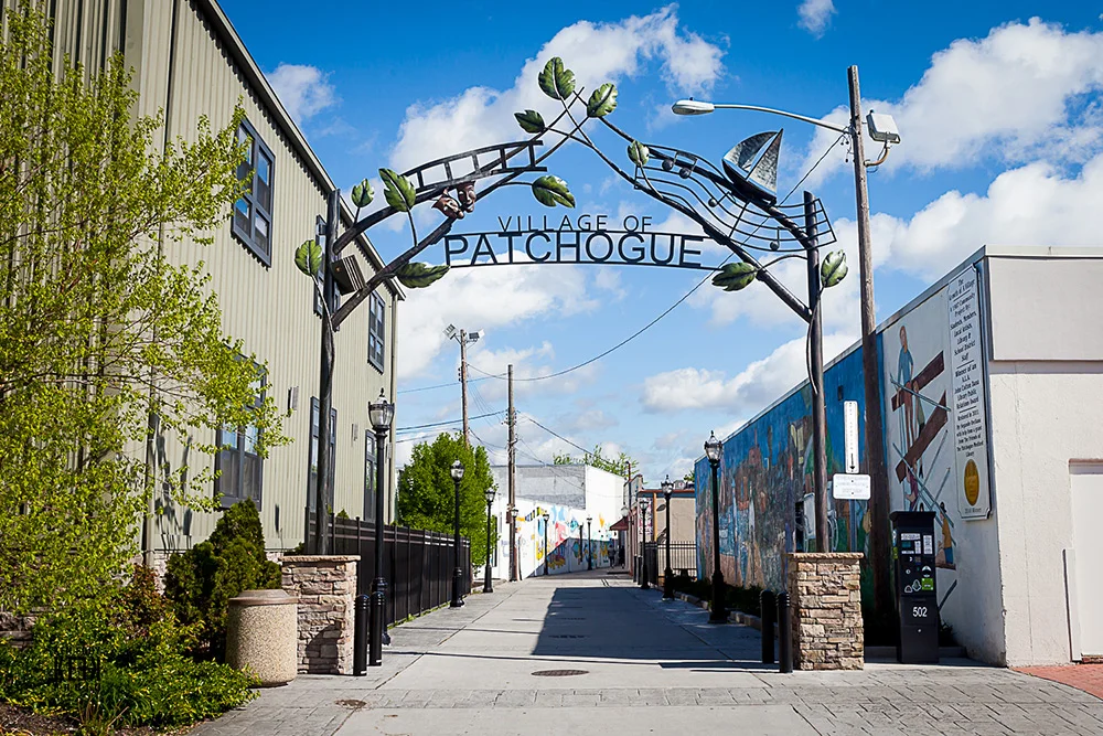 Speechless-in-Patchorgue-Roe-Arch-Article.jpg