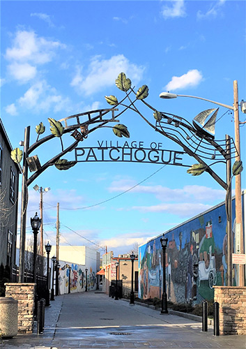Patchogue Arch Roe Alley