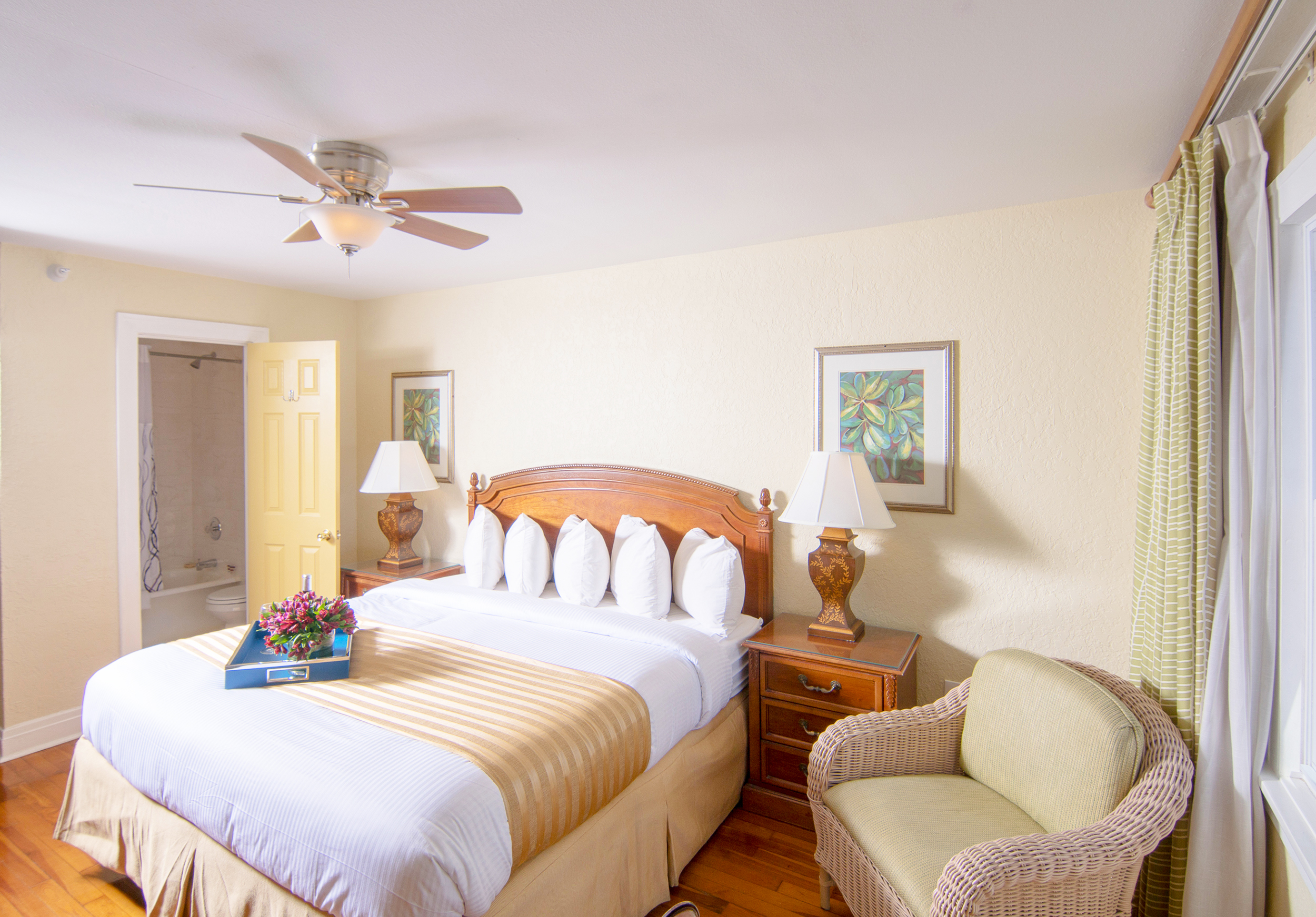 4ROOM72.jpg