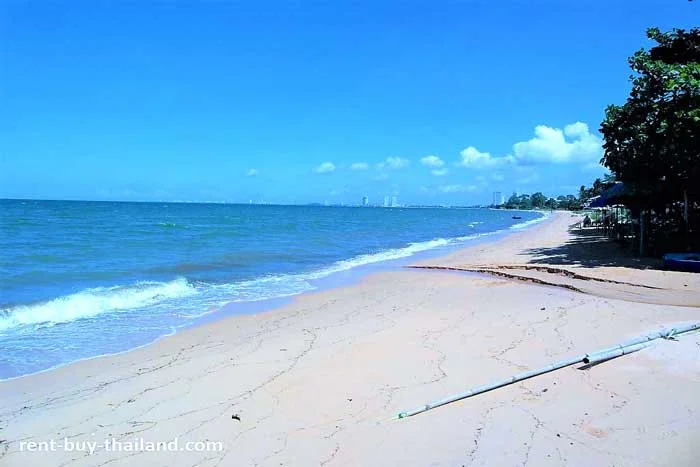 Bang Saray Beach
